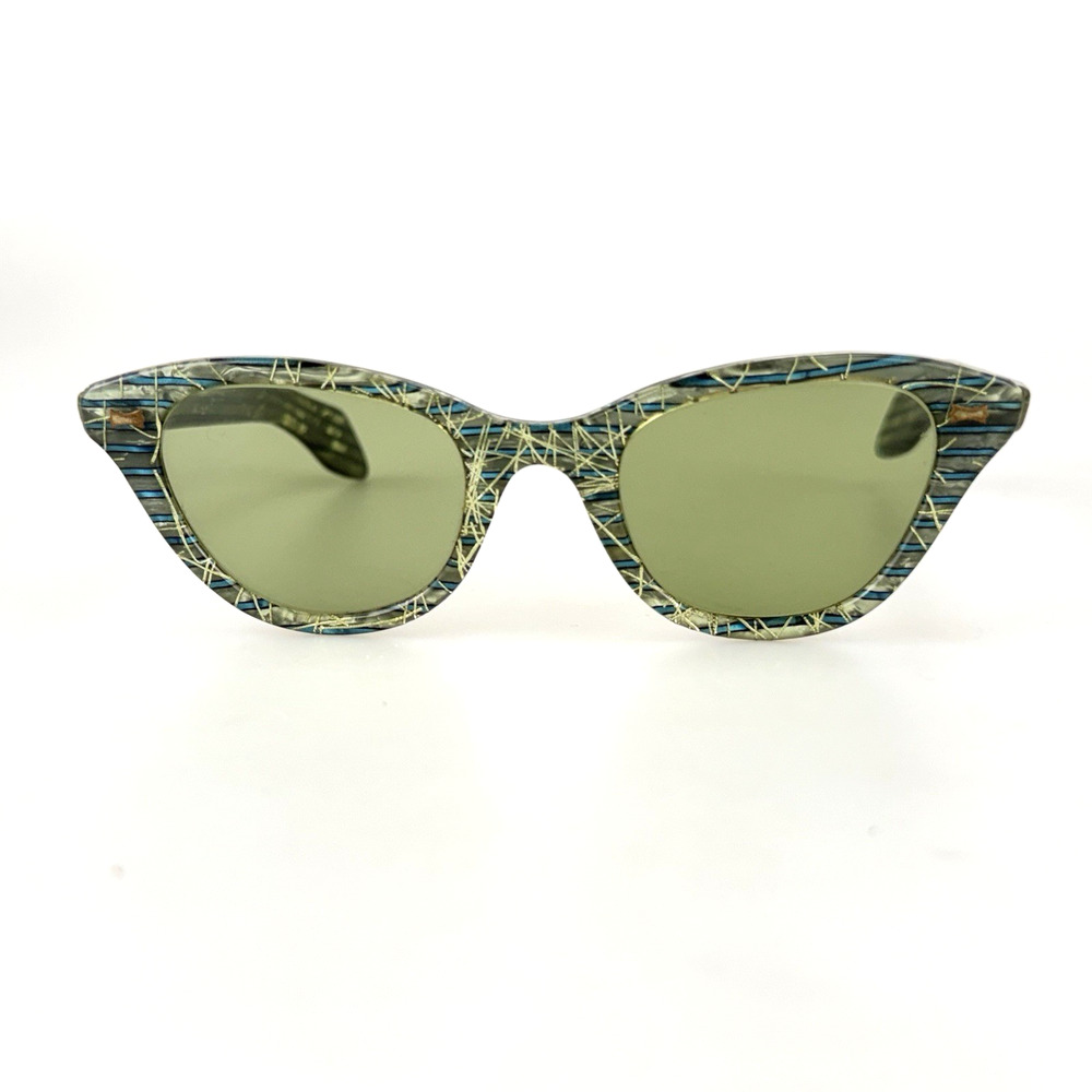 Vintage Unbranded Sunglasses 1950's Green Glass Lenses Cat Eye Reto Teal Gold